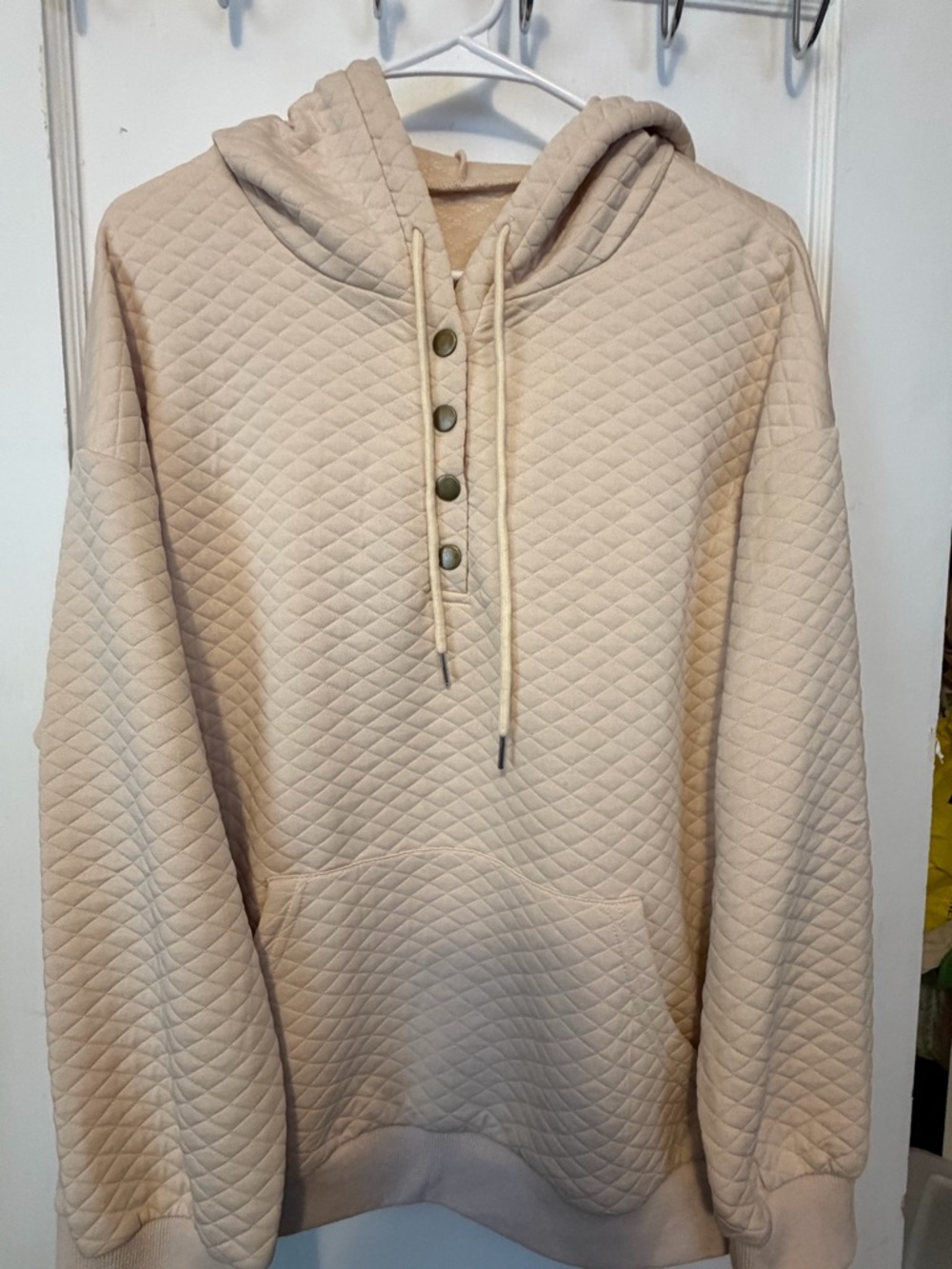 SHEIN Quilted Hooded Pullover in Cream